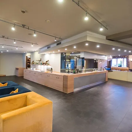 Silicium Hotel Höhr-Grenzhausen