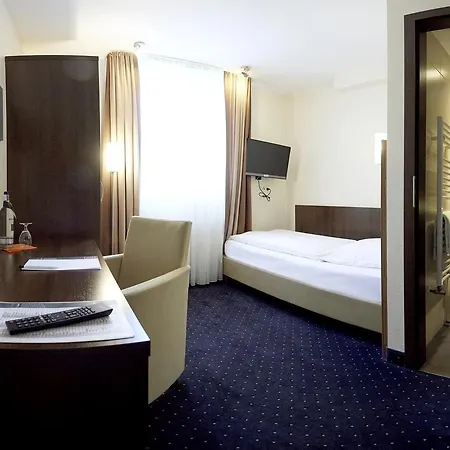 Hotel Silicium 3*